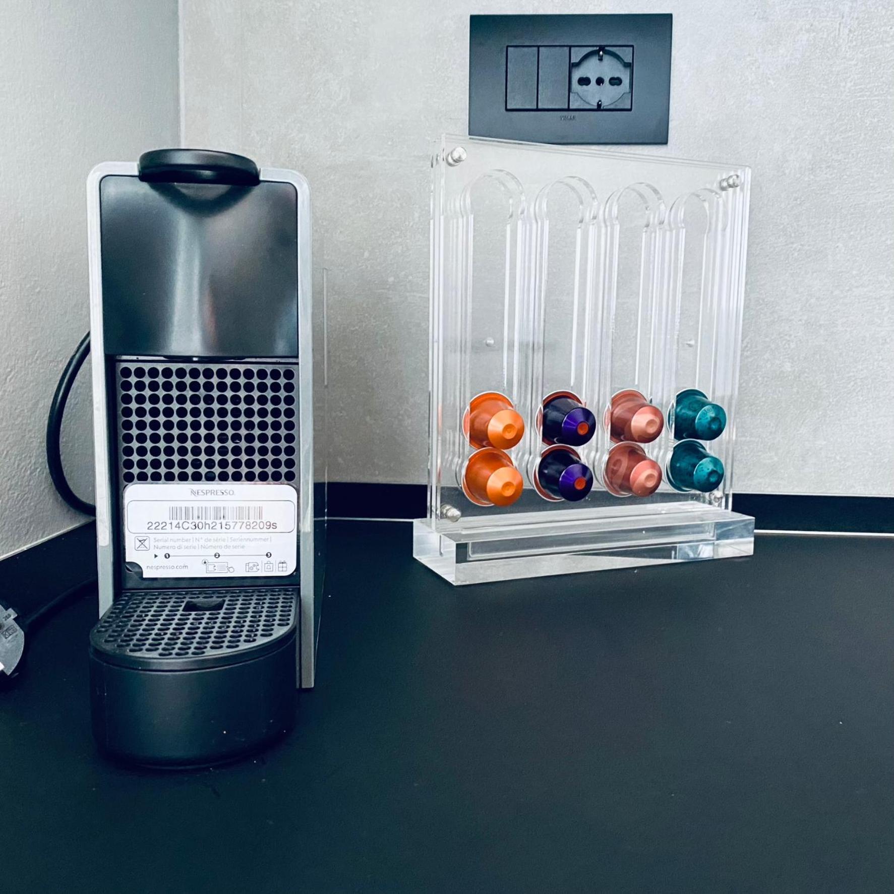 M4 Black Monolocale Moderno E Funzionale Scandicci Ngoại thất bức ảnh