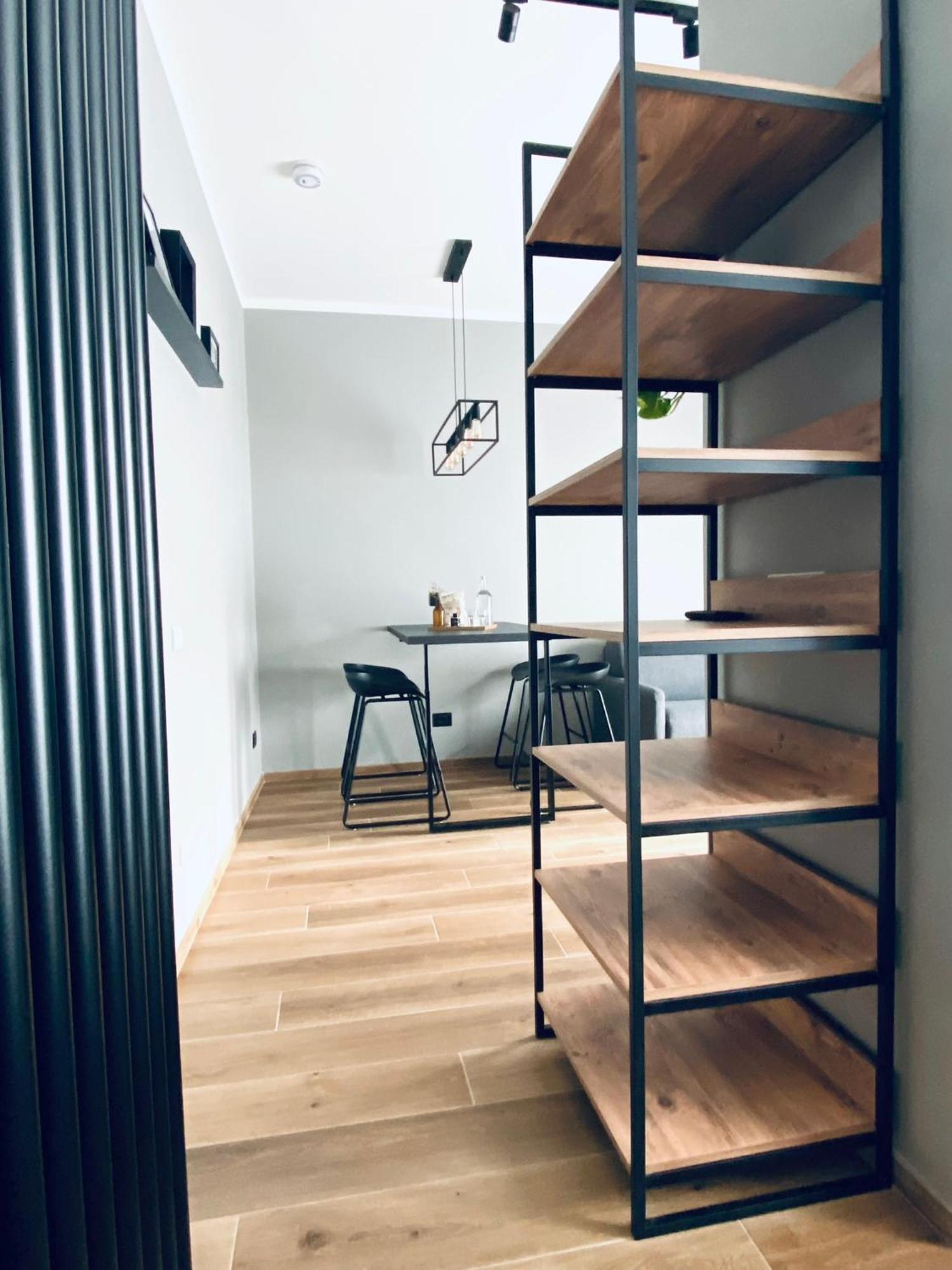 M4 Black Monolocale Moderno E Funzionale Scandicci Ngoại thất bức ảnh